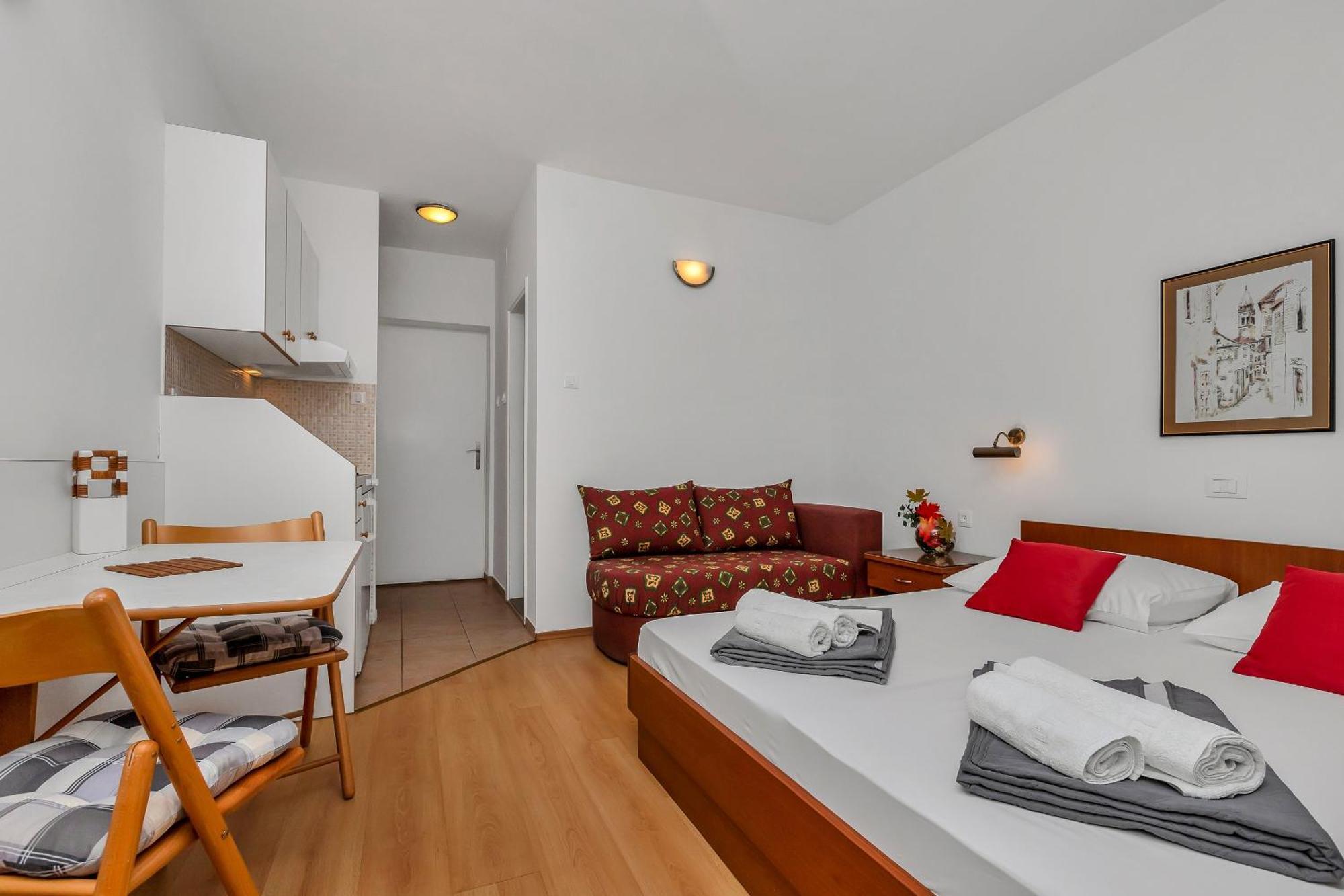 Apartments And Rooms By The Sea Baska Voda, Makarska - 2578 Quarto foto