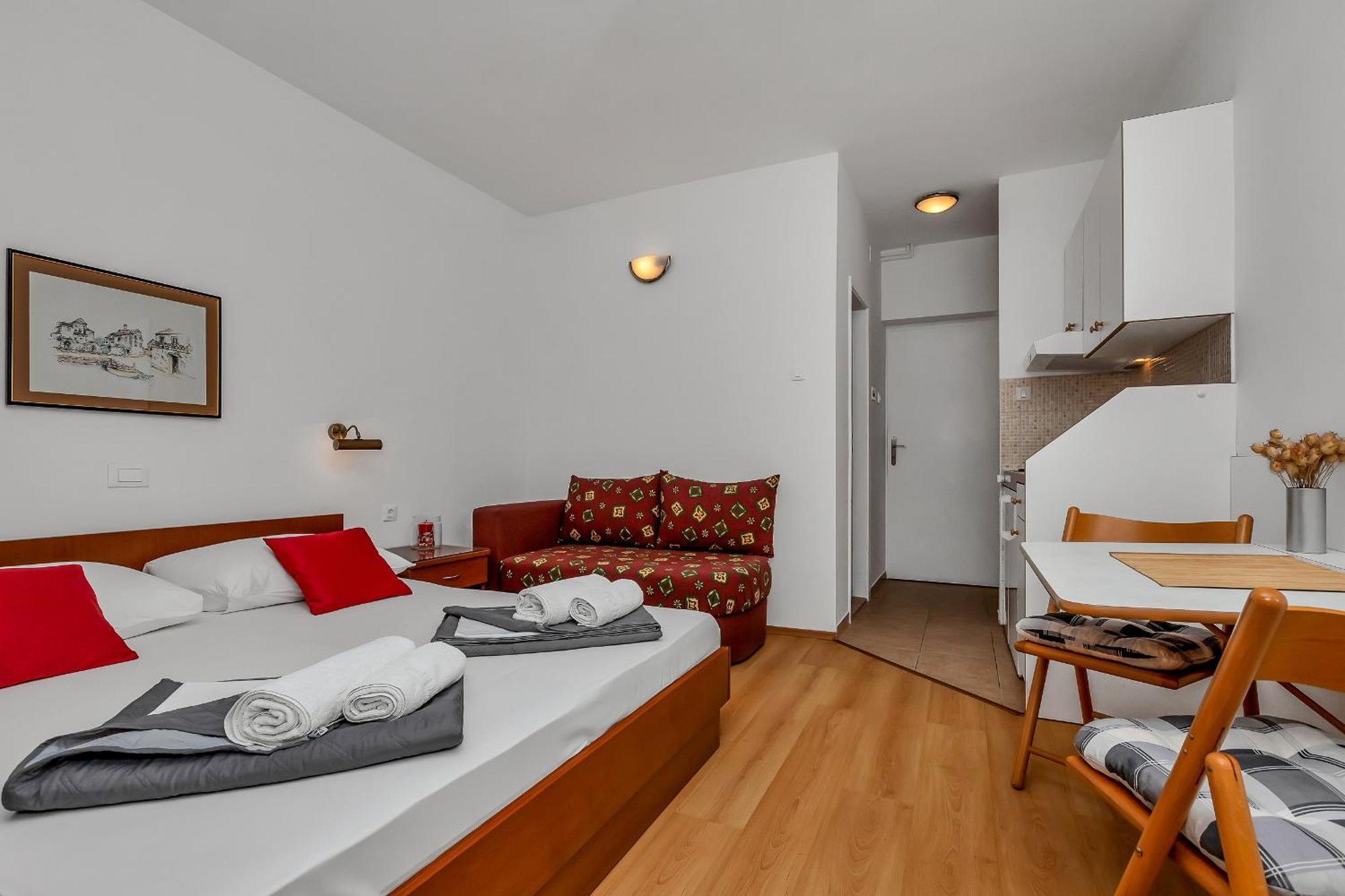 Apartments And Rooms By The Sea Baska Voda, Makarska - 2578 Quarto foto