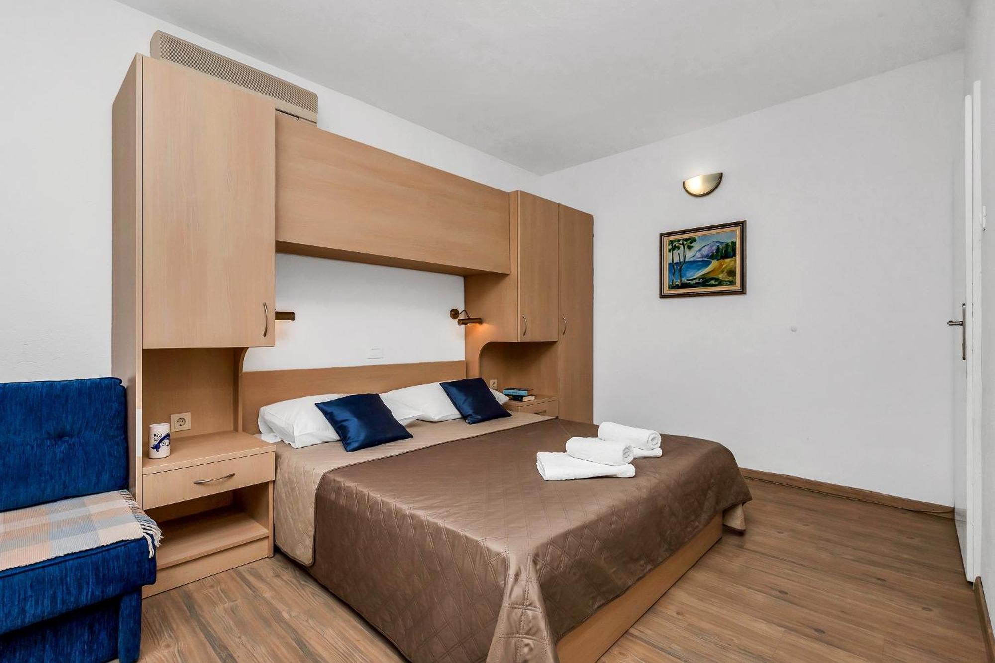 Apartments And Rooms By The Sea Baska Voda, Makarska - 2578 Quarto foto
